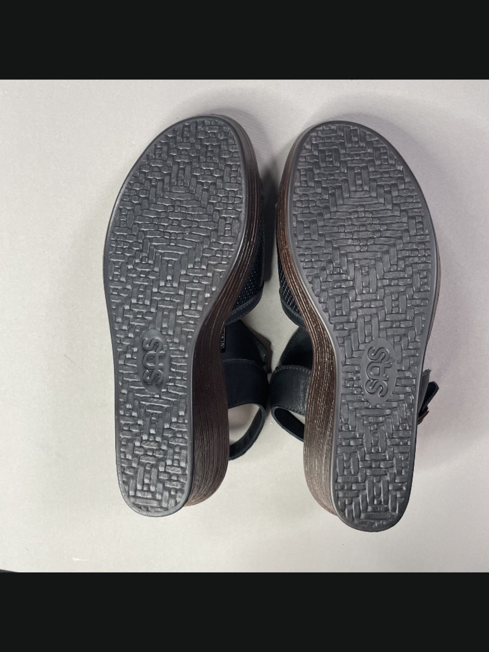 NEW SAS Shoes Womens 8.5 black brown leather wedge heels sandals casual summer - Picture 10 of 12